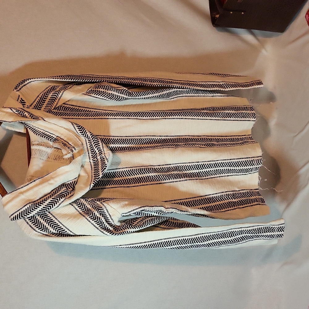 Marissa Rose, hooded pull over, large, white & black, Never worn - Picture 2 of 2